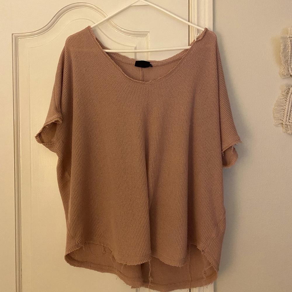 Rose urban shirt!! So cute and comfy!!